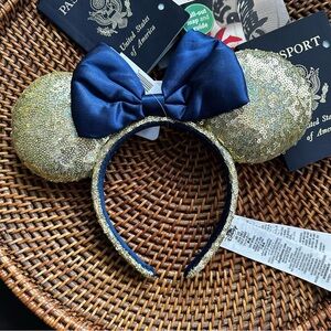 Disney 50th Anniversary Gold Sequin Navy Blue “Earadescent” Minnie New with Tags